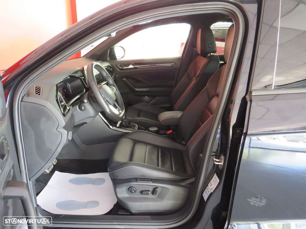 VW T-Roc 1.5 TSI R-Line DSG - 11