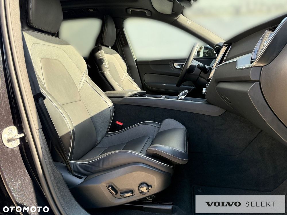 Volvo XC 60 - 25