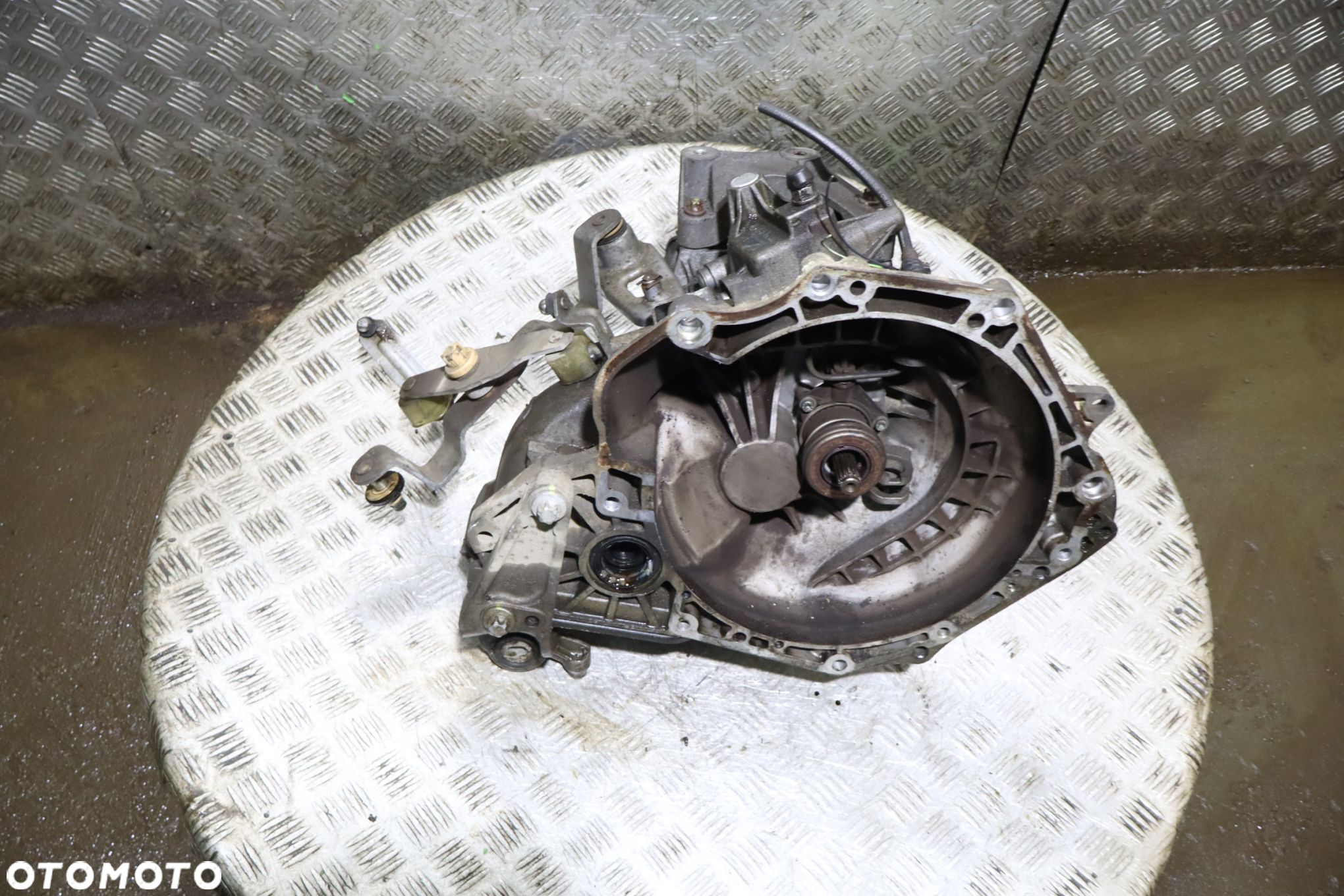 SKRZYNIA BIEGÓW 5 BIEGOWA OPEL CORSA D 1.2 2RC429 - 5