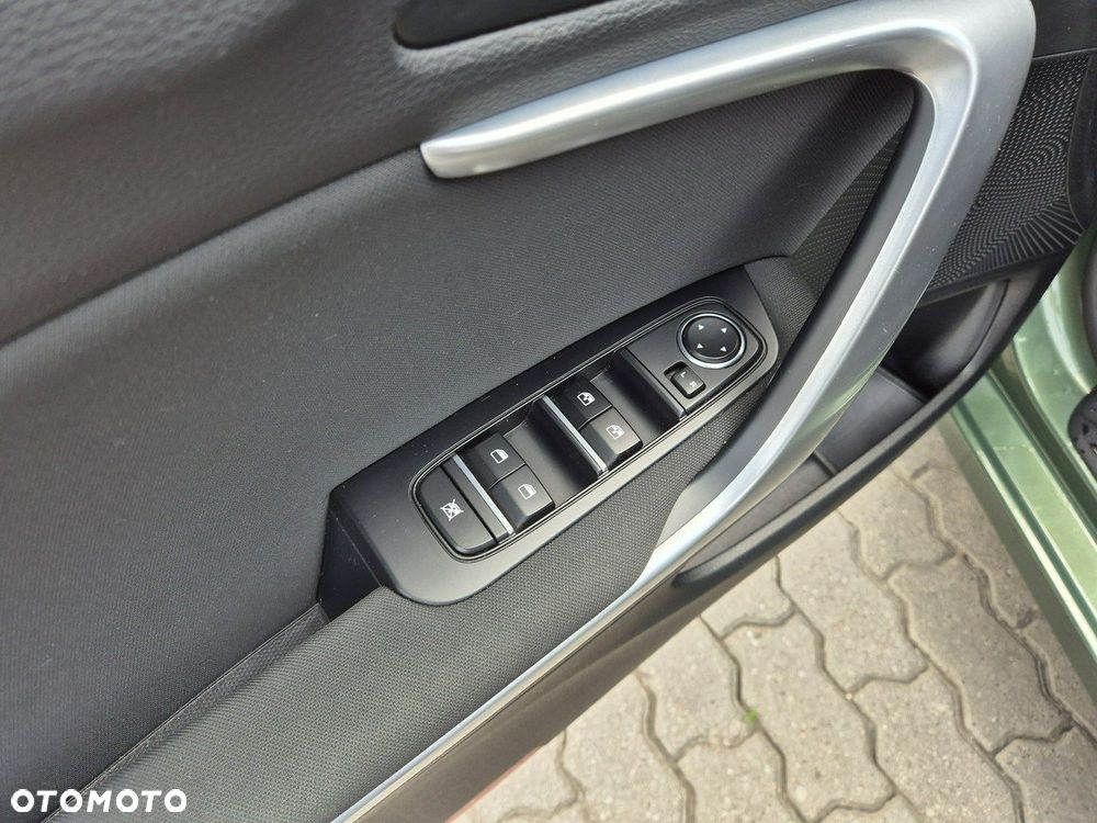 Kia Ceed 1.5 T-GDI M - 13