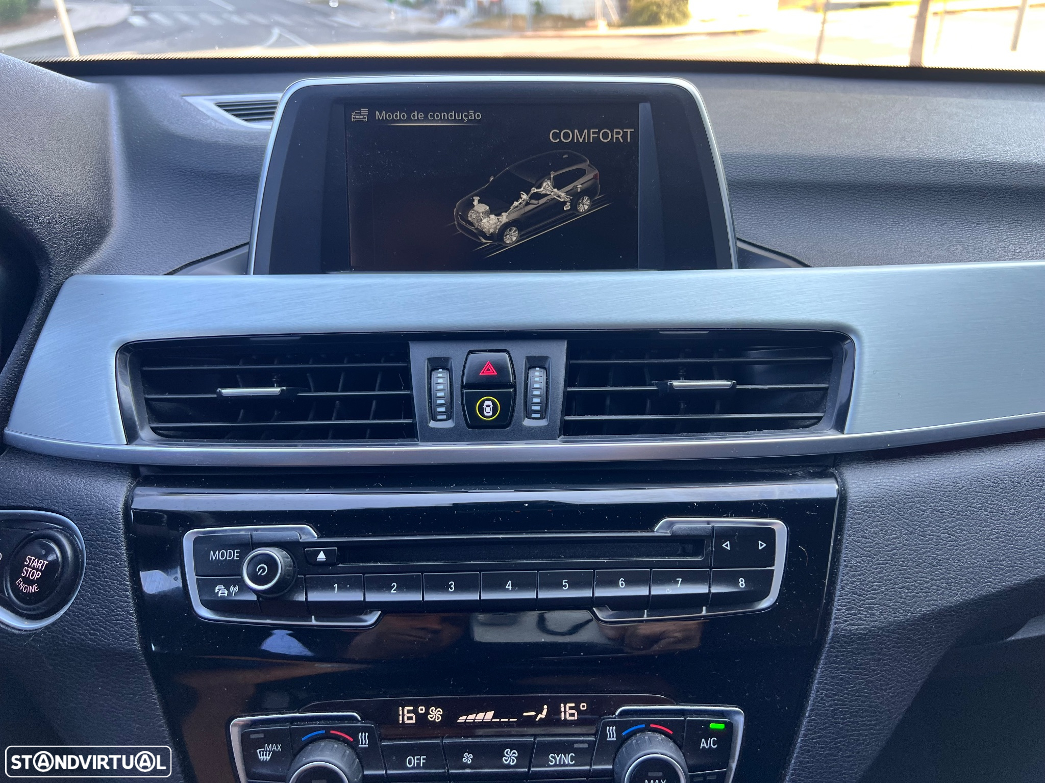 BMW X1 18 d sDrive Auto Pack M - 30