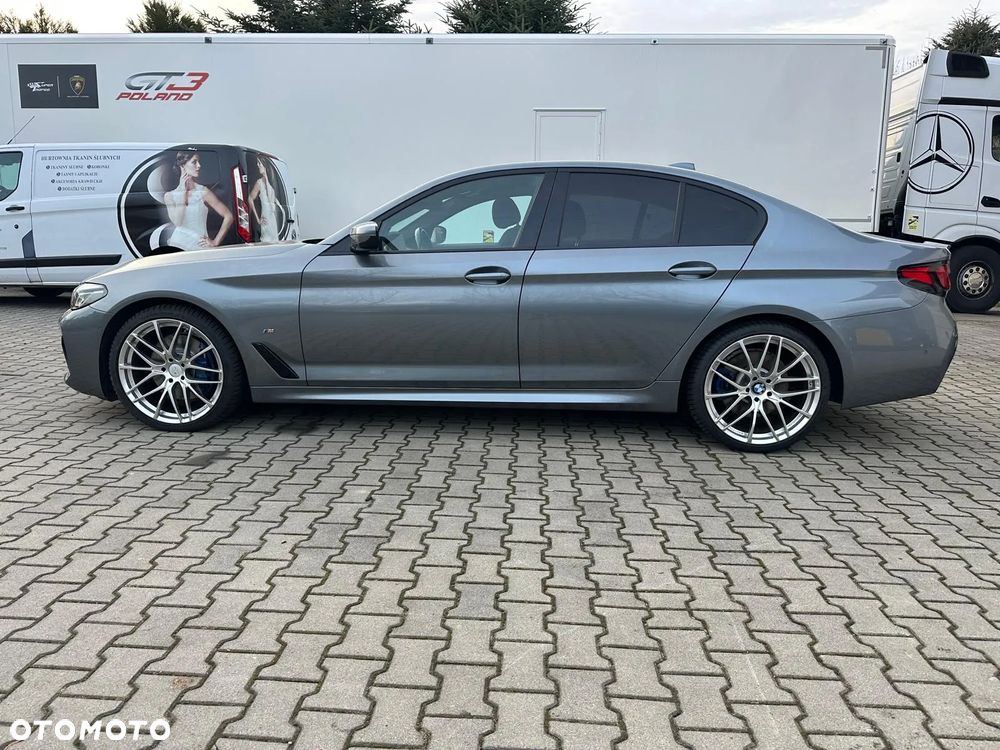 BMW Seria 5 520d xDrive - 2