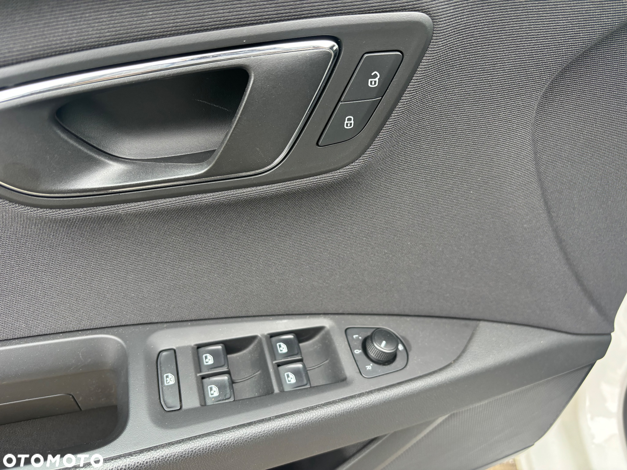Seat Leon 2.0 TDI DPF Style - 26