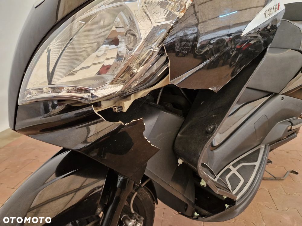 Peugeot Satelis - 32