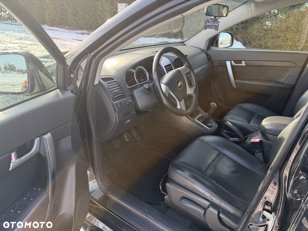 Chevrolet Captiva 2.4 LS 5os - 5
