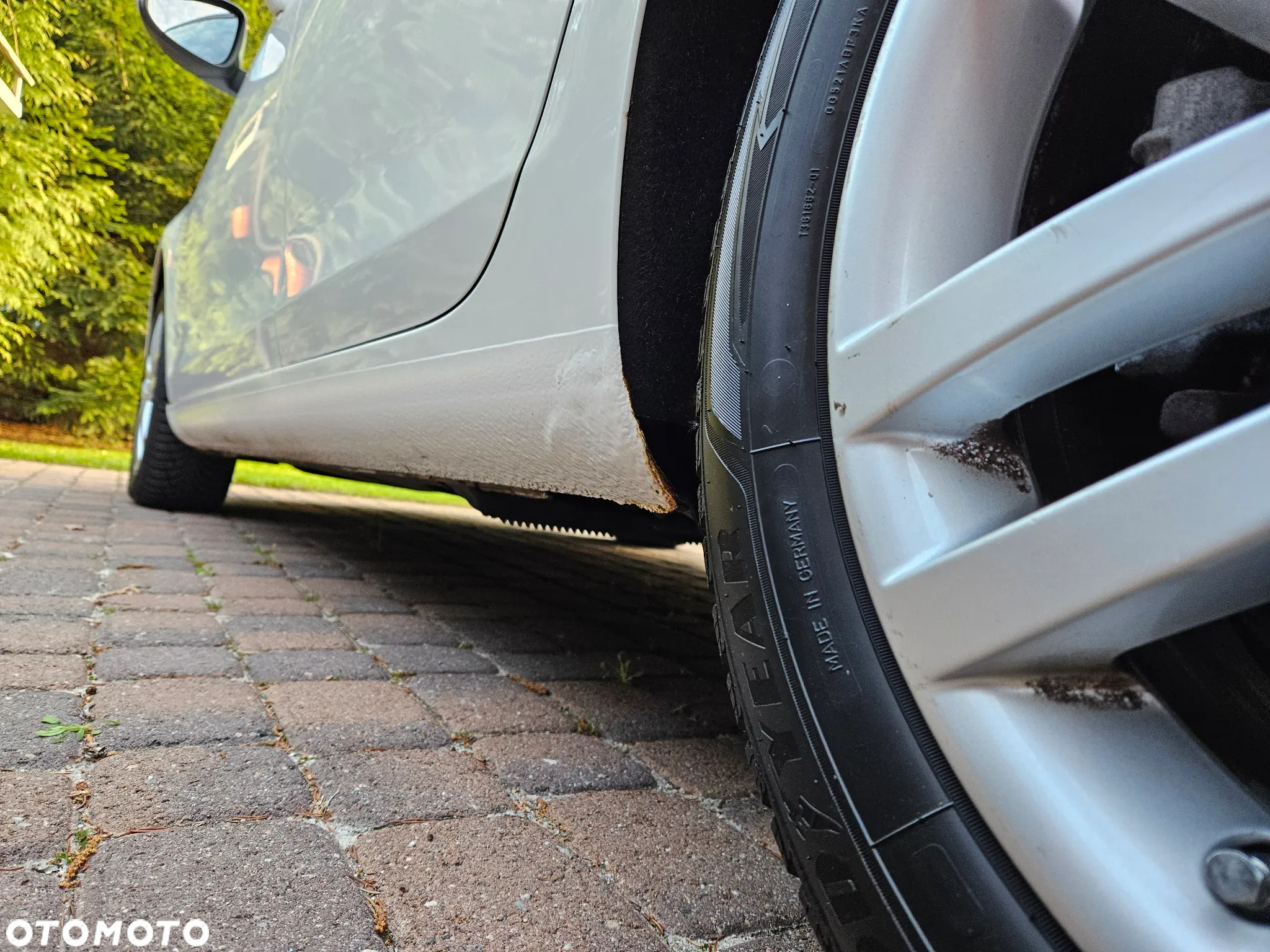 Volkswagen Golf VI 2.0 TDI Comfortline DSG - 11