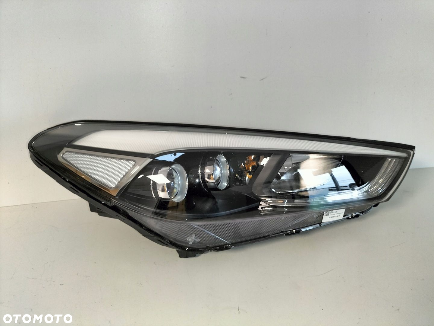 Lampa przednia reflektor przód prawa HYUNDAI TUCSON III 15-18 - 3