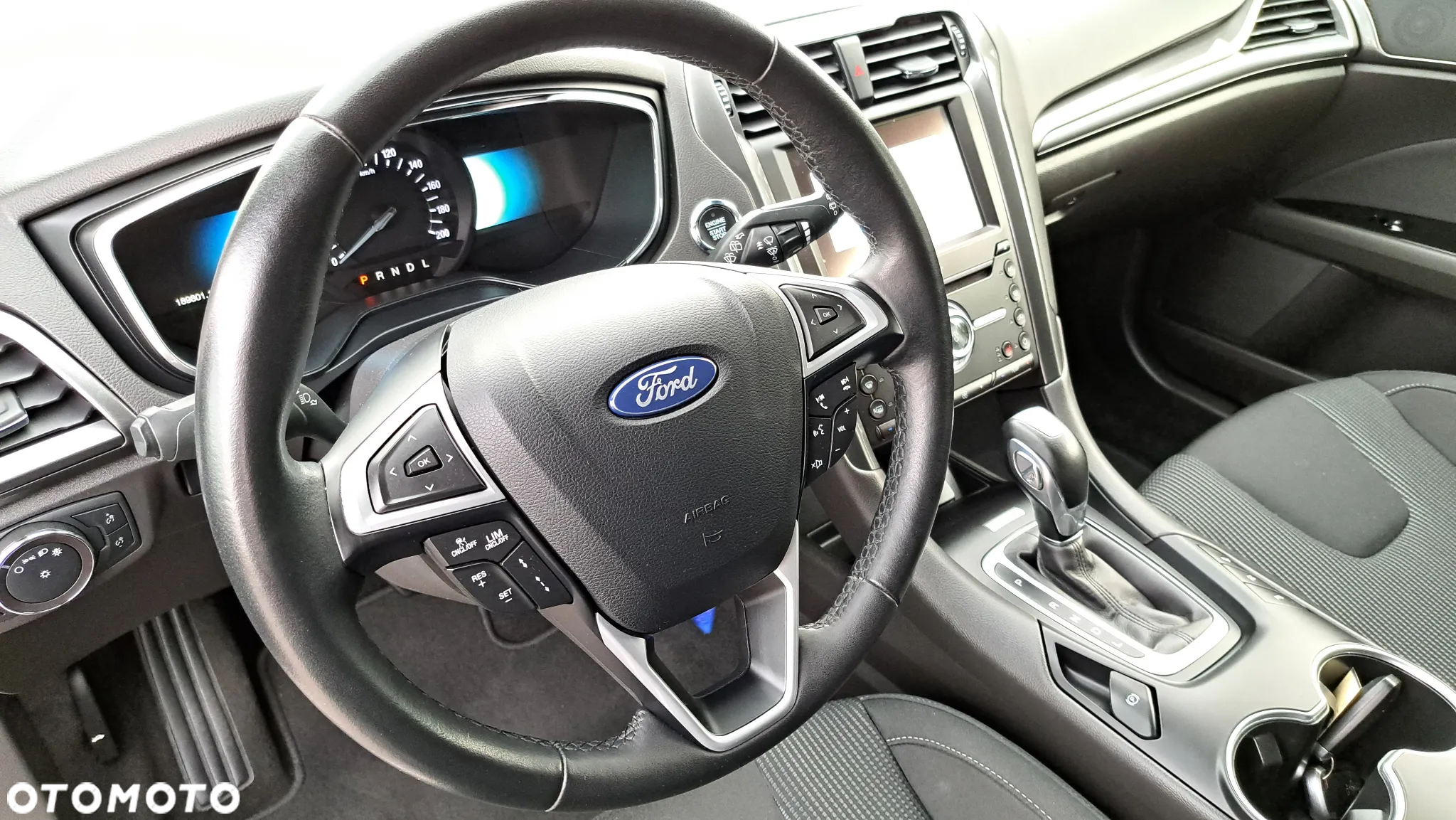 Ford Mondeo 2.0 Hybrid Executive Plus - 14