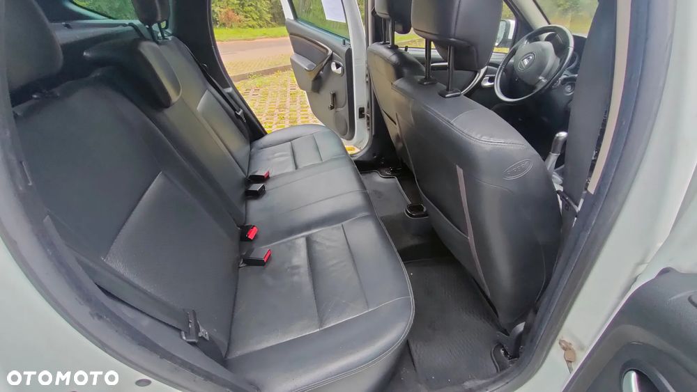 Dacia Duster - 8