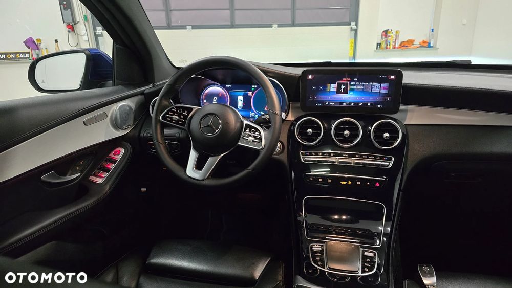 Mercedes-Benz GLC 300 d 4Matic 9G-TRONIC AMG Line Plus - 20