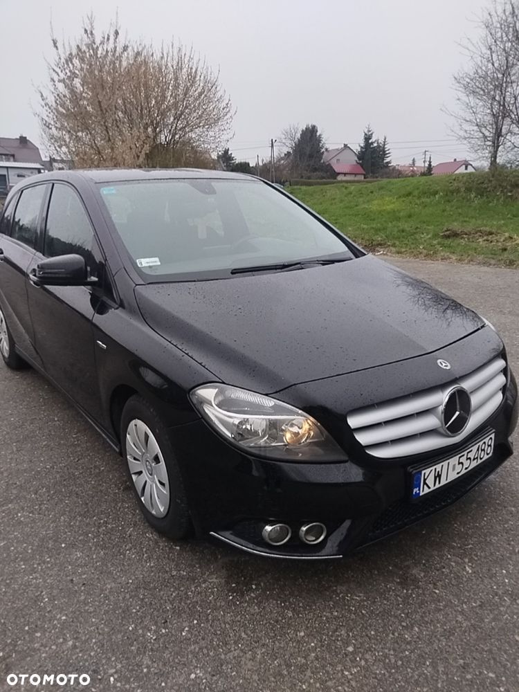 Mercedes-Benz Klasa B 180 CDI (BlueEFFICIENCY) - 1