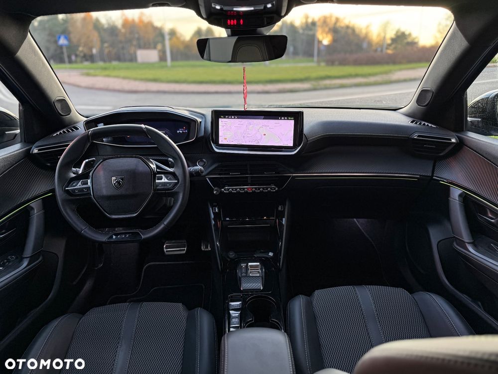 Peugeot 2008 1.5 BlueHDi GT Line S&S EAT8 - 11
