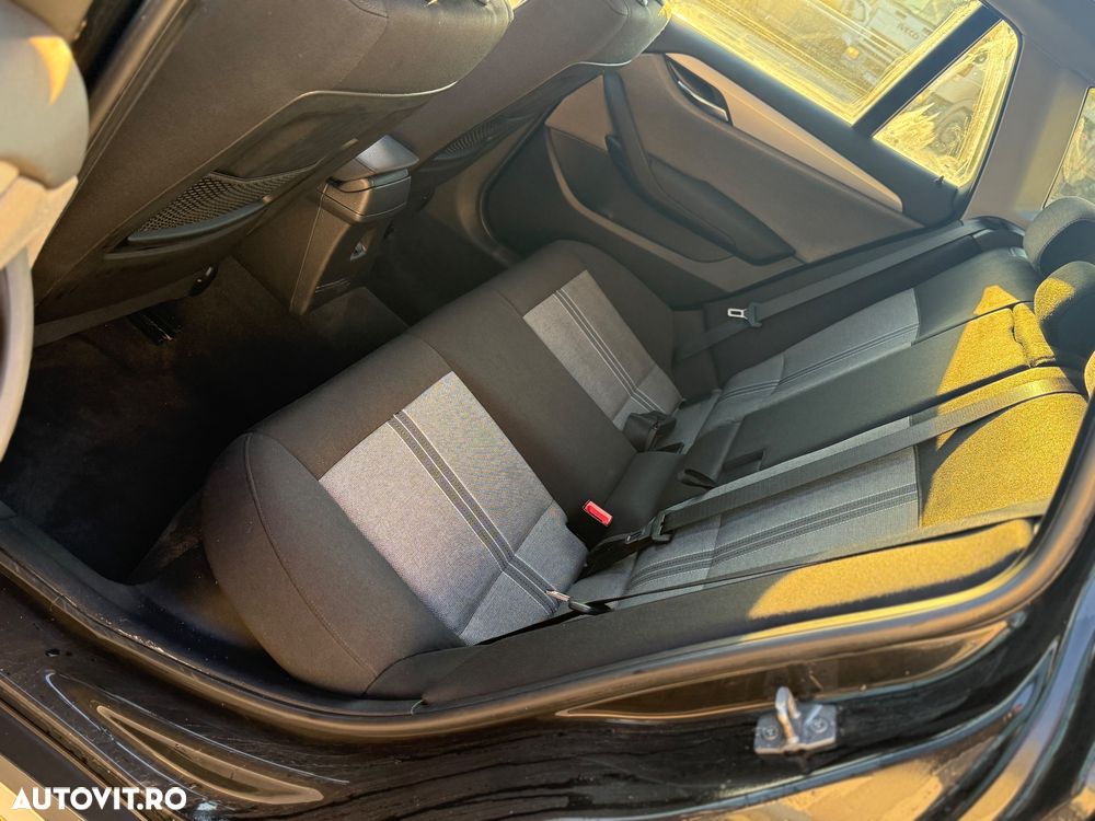 BMW X1 xDrive18d xLine - 10