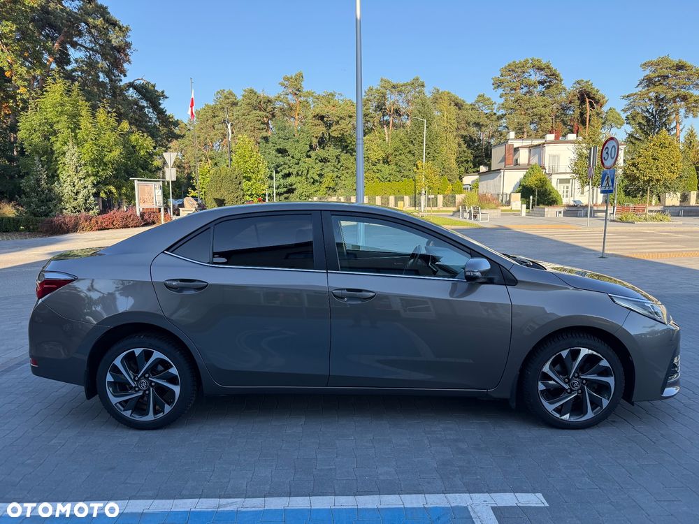 Toyota Corolla 1.6 Comfort - 3