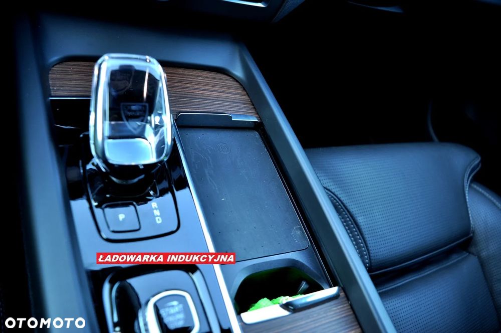 Volvo XC 60 B4 D Plus Dark - 34