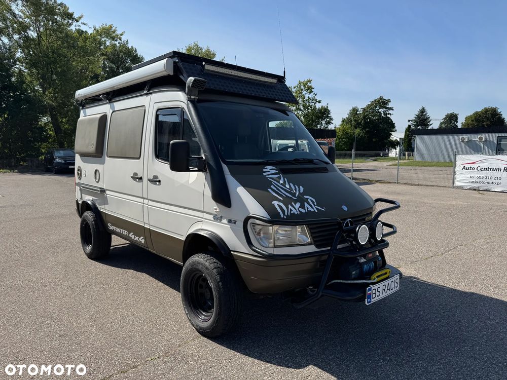 Mercedes-Benz Sprinter - 2