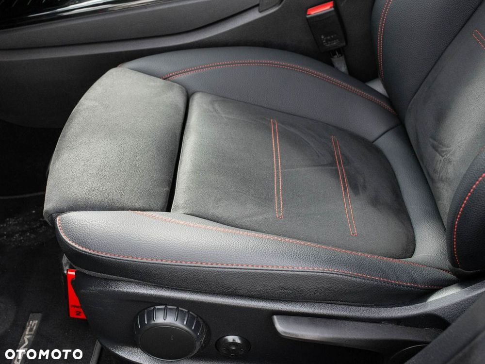 Mercedes-Benz CLA 200 mHEV AMG Line 7G-DCT - 11