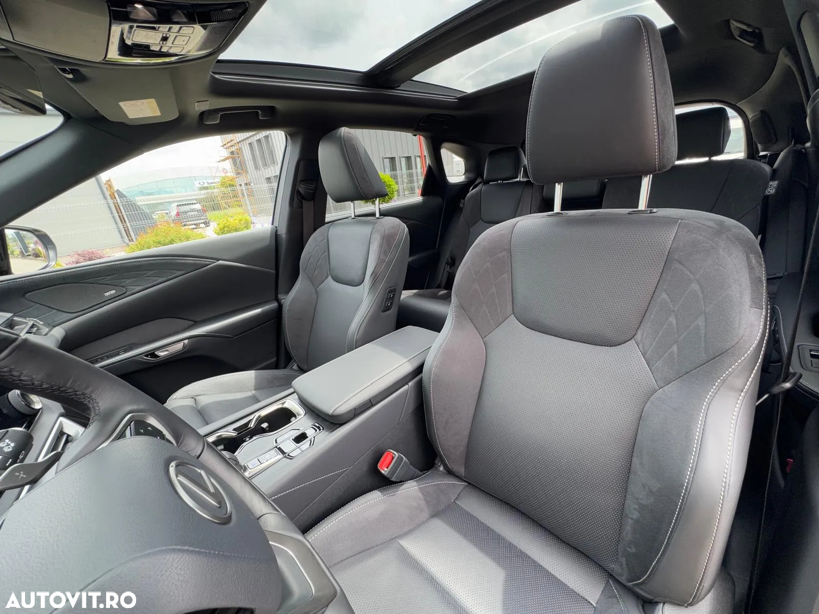 Lexus Seria RX 350h E-Four HEV Luxury Mark Levinson - 13