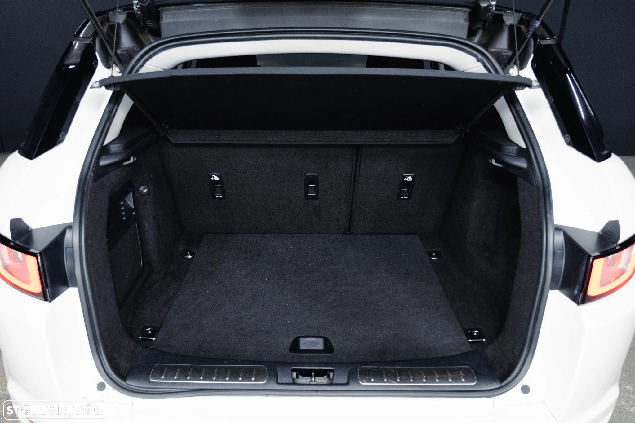 Land Rover Range Rover Evoque 2.0 TD4 Autobiography Auto - 6