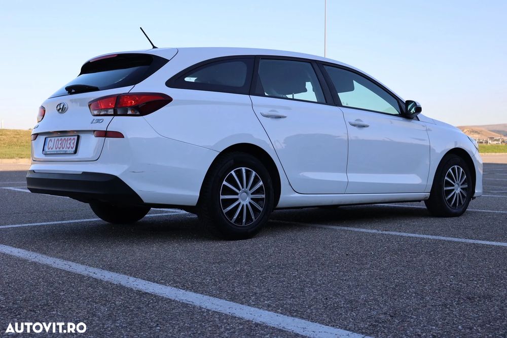 Hyundai i30 1.6 CRDI Select - 23