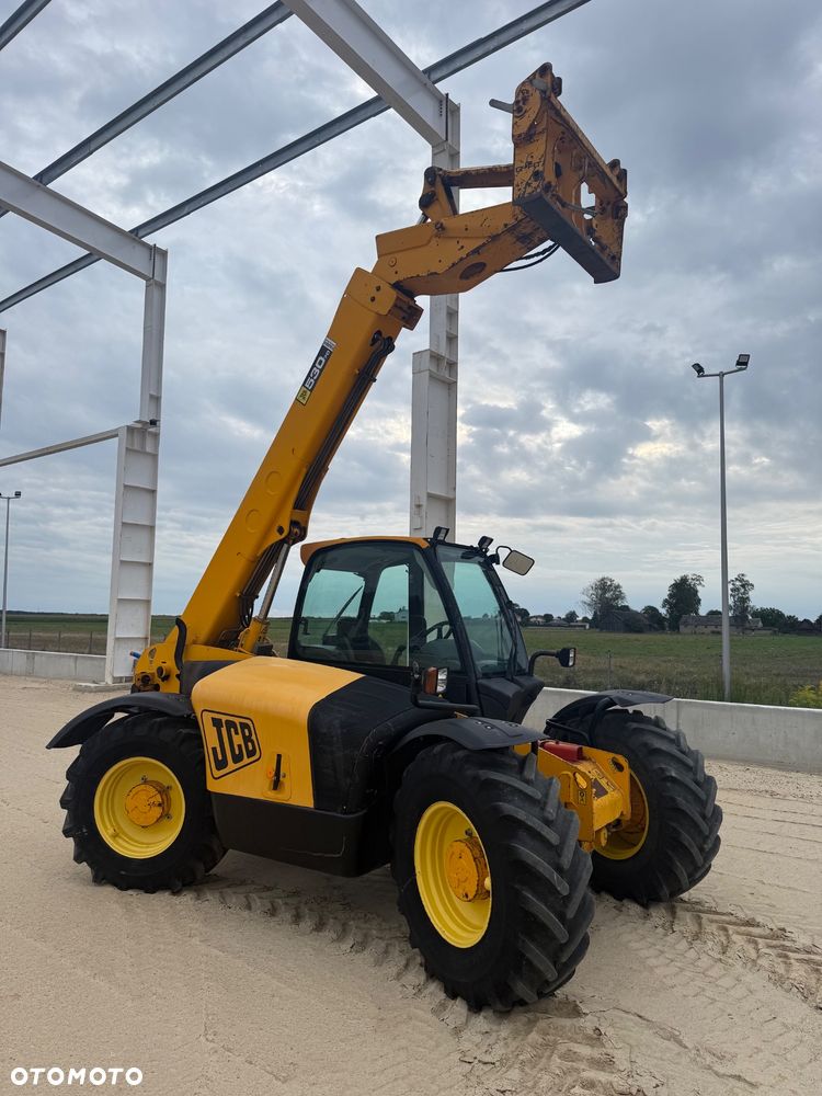 JCB 530-70 - 1