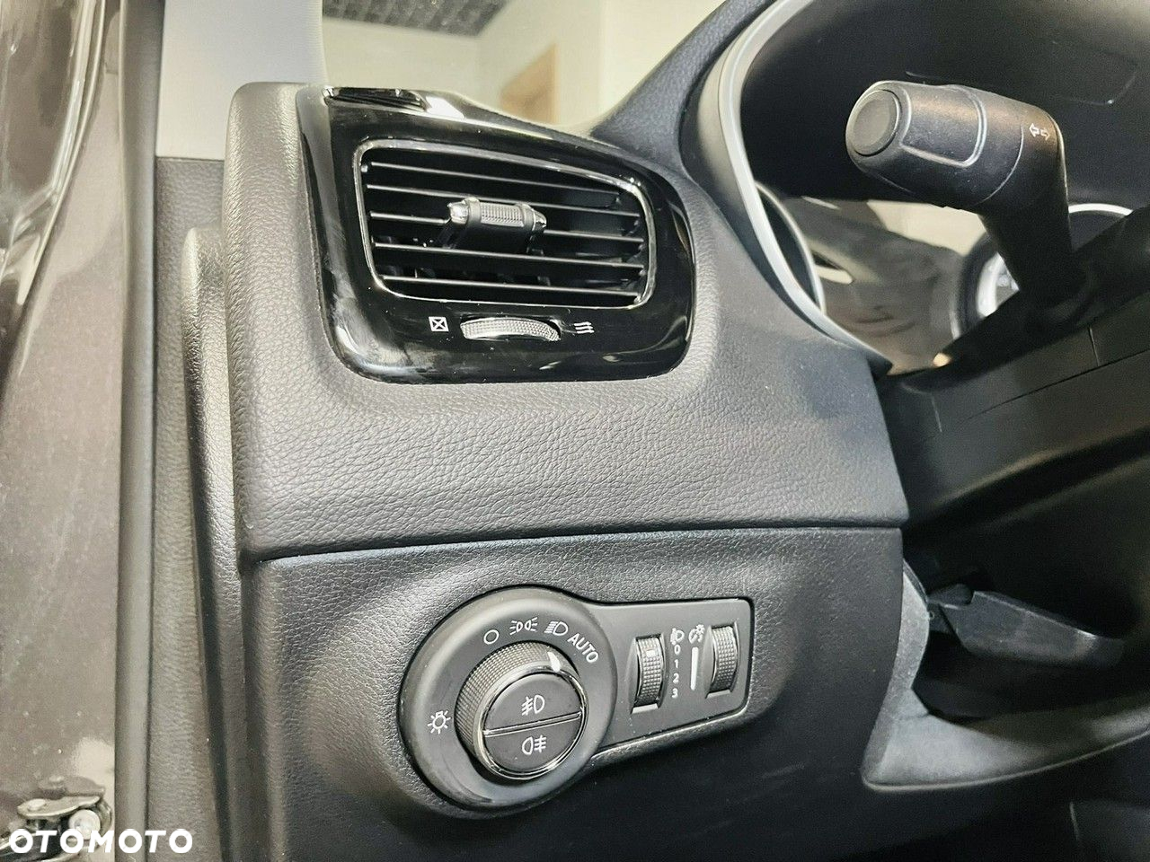 Jeep Compass 1.6 MJD Limited FWD S&S - 18