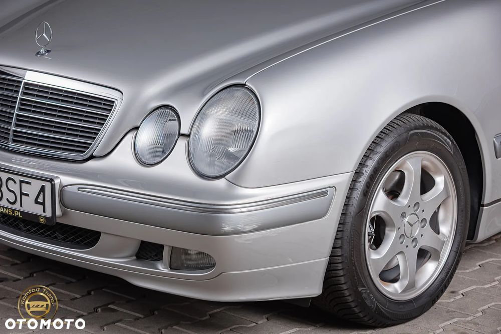 Mercedes-Benz Klasa E - 9