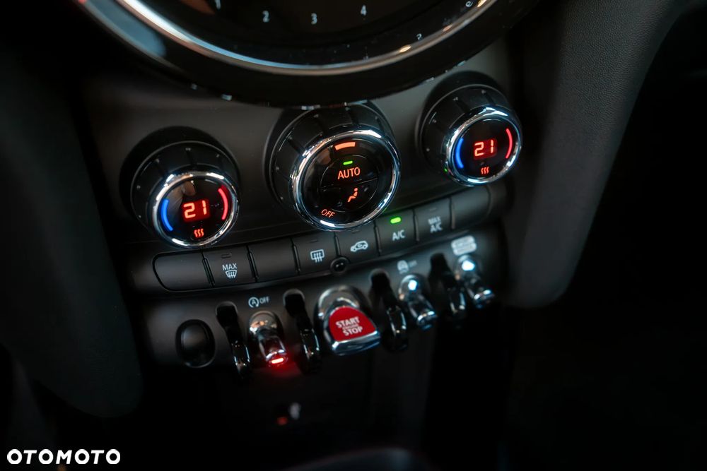 MINI Cooper Standard - 9