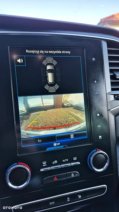 Renault Megane ver-1-3-tce-fap-r-s-line - 37