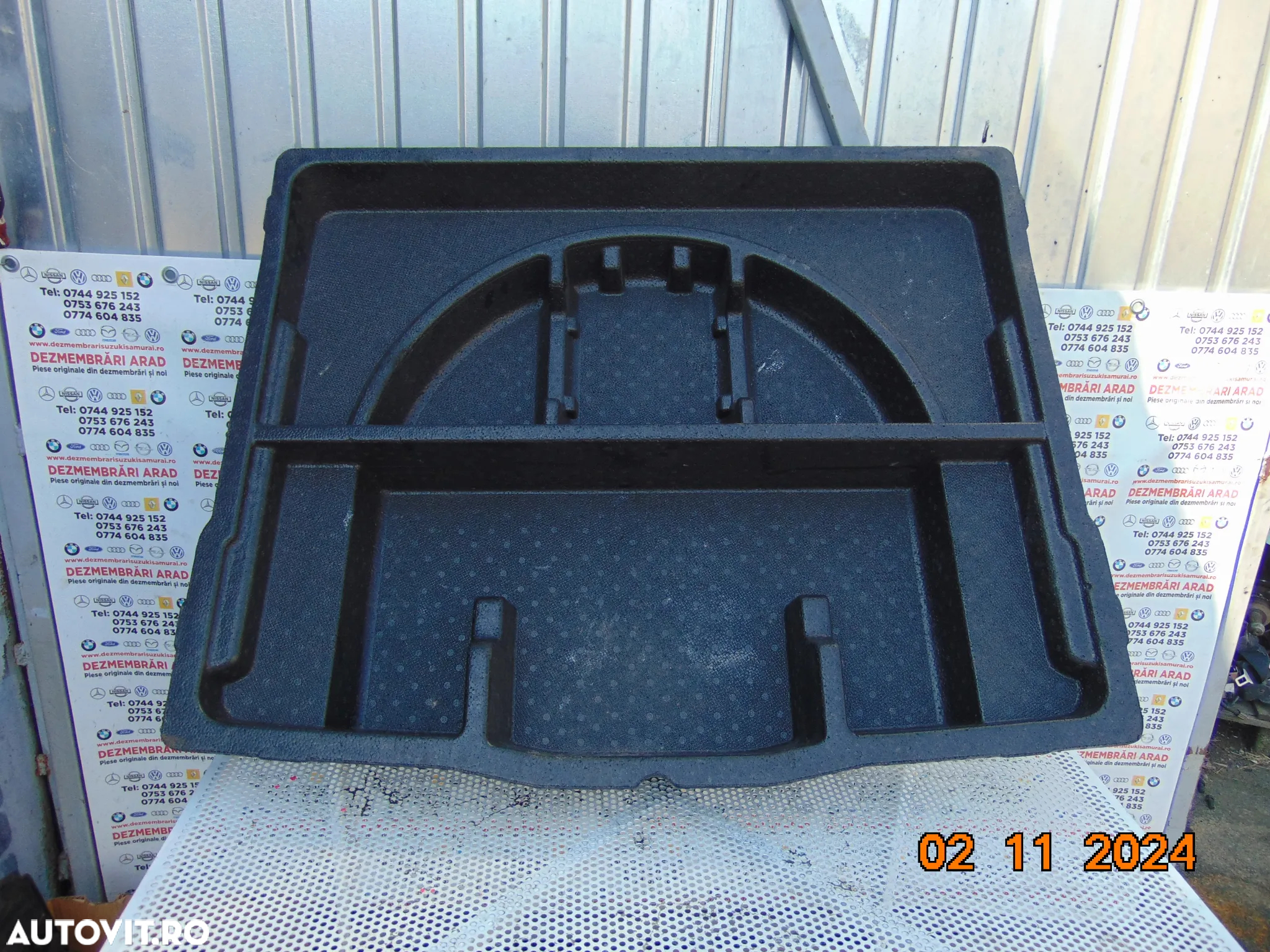 Ampora portbagaj Hyundai Tucson 2014-2020 suport cheie cric roti carlig tucson 3 cod d7000 - 2