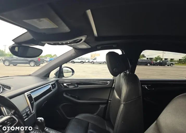 Porsche Macan - 15