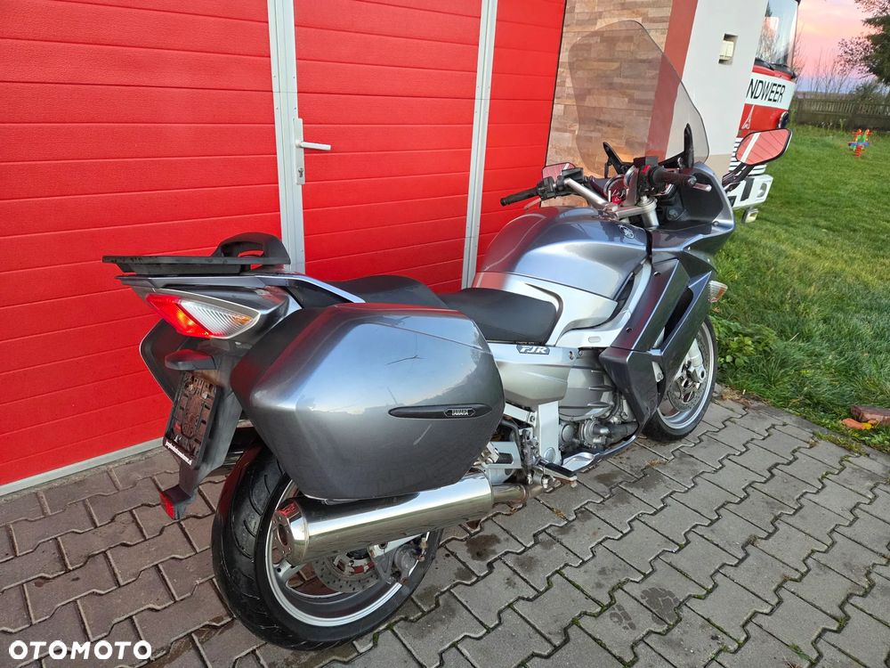 Yamaha FJR - 3
