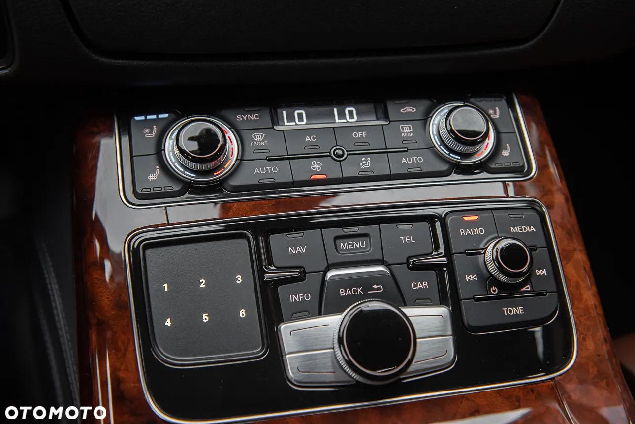 Audi A8 4.2 FSI quattro tiptronic - 24