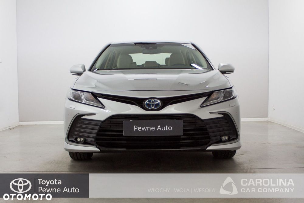 Toyota Camry - 20