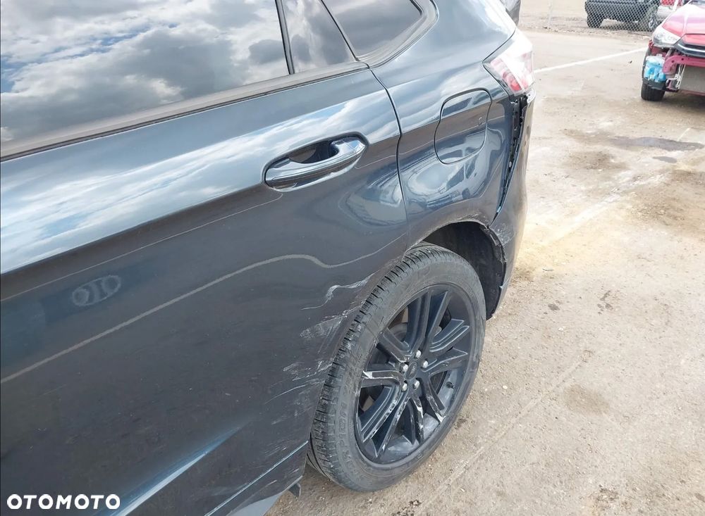 Ford Edge - 6