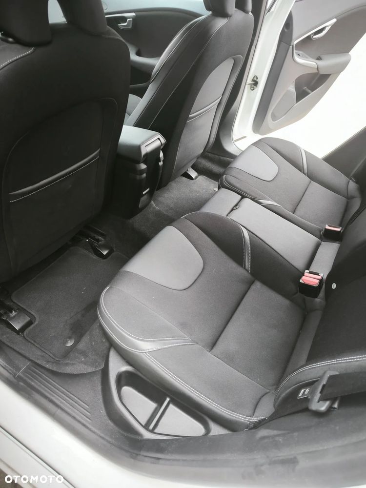 Volvo V40 T3 Drive-E Kinetic - 10