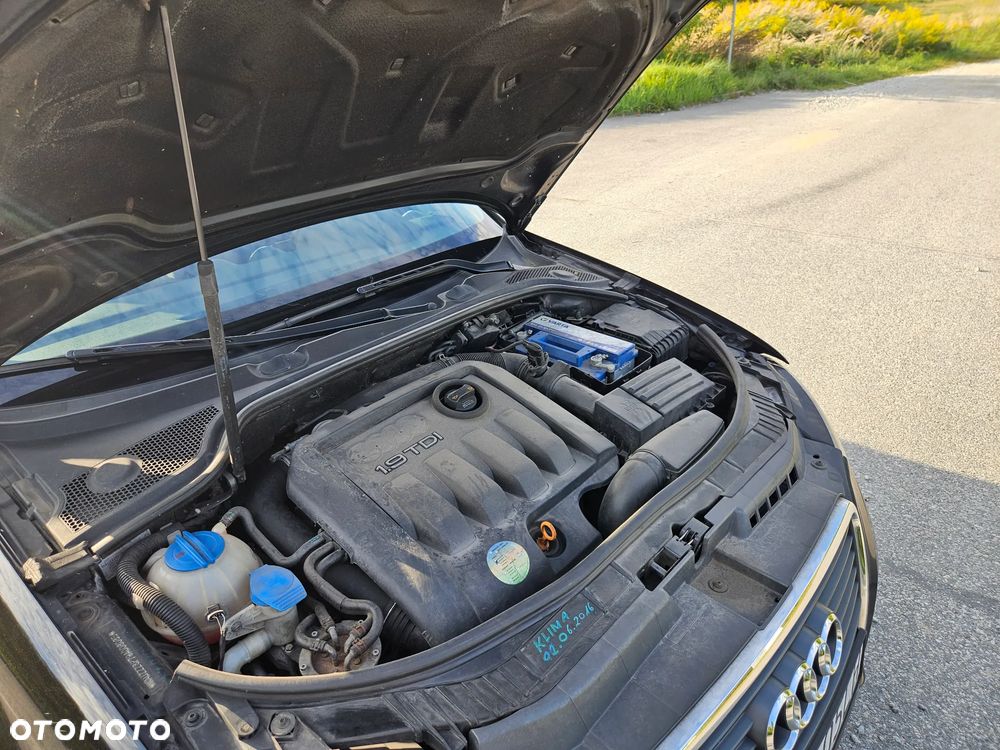Audi A3 Sportback - 2