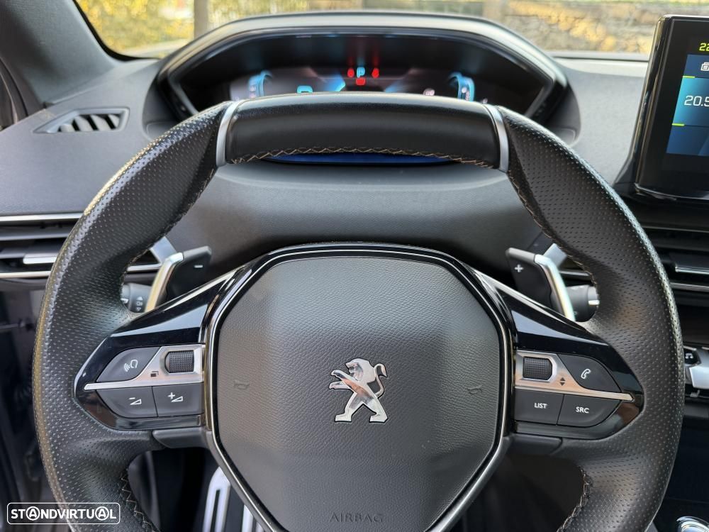 Peugeot 3008 1.6 Hybrid GT Pack e-EAT8 - 22