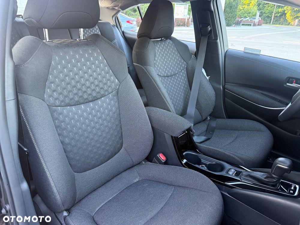 Toyota Corolla 1.8 Hybrid Comfort - 27