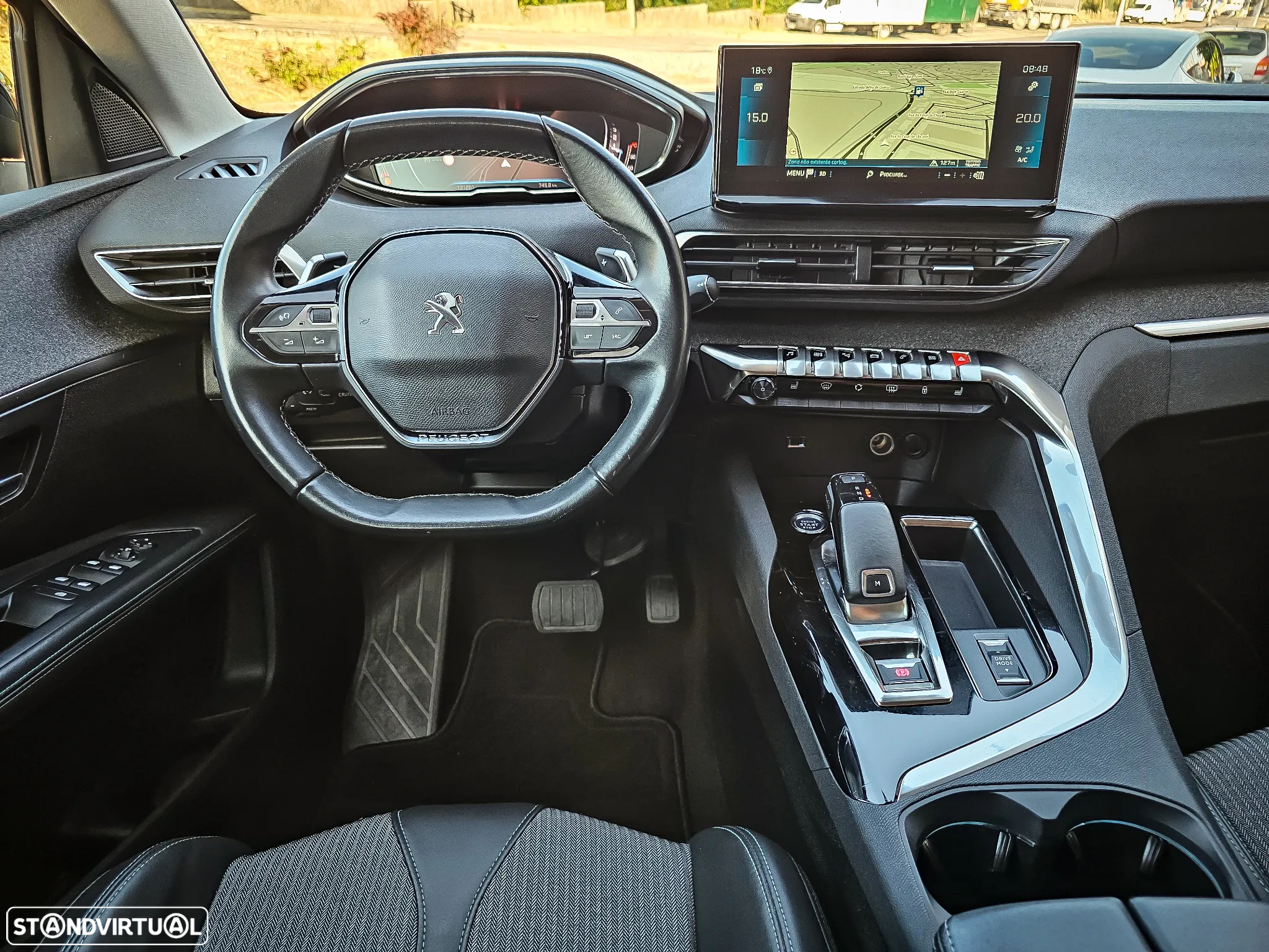 Peugeot 5008 1.5 BlueHDi Allure Pack EAT8 - 17