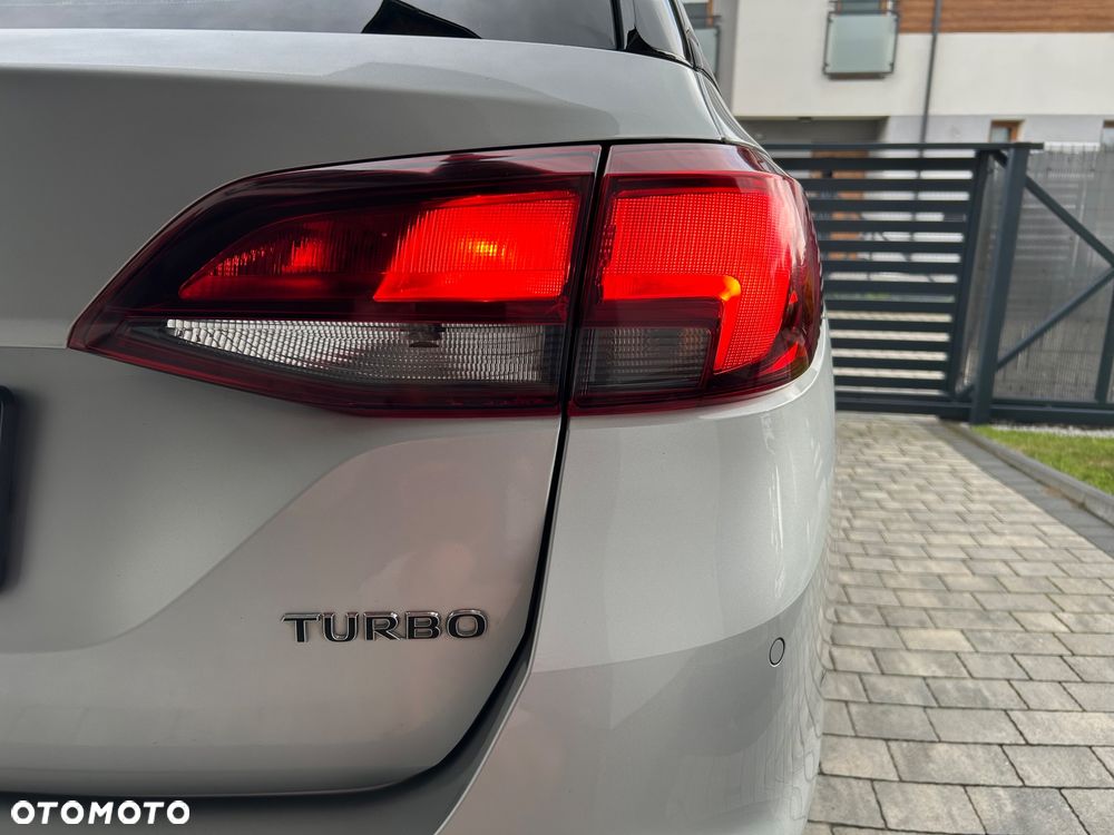 Opel Astra 1.4 T Enjoy - 6