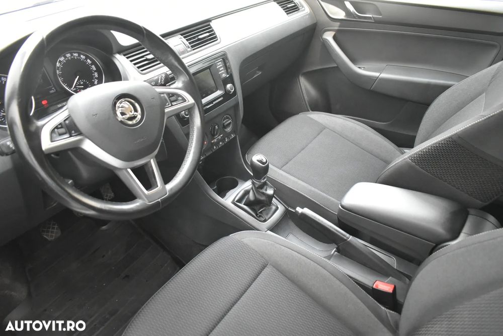 Skoda RAPID 1.2 TSI Ambition - 7