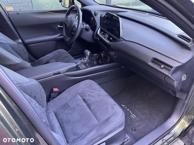 Lexus UX 200 GPF Business 2WD - 8