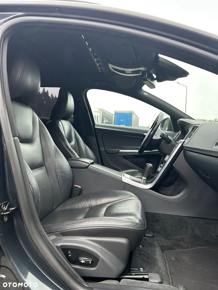 Volvo V60 - 17