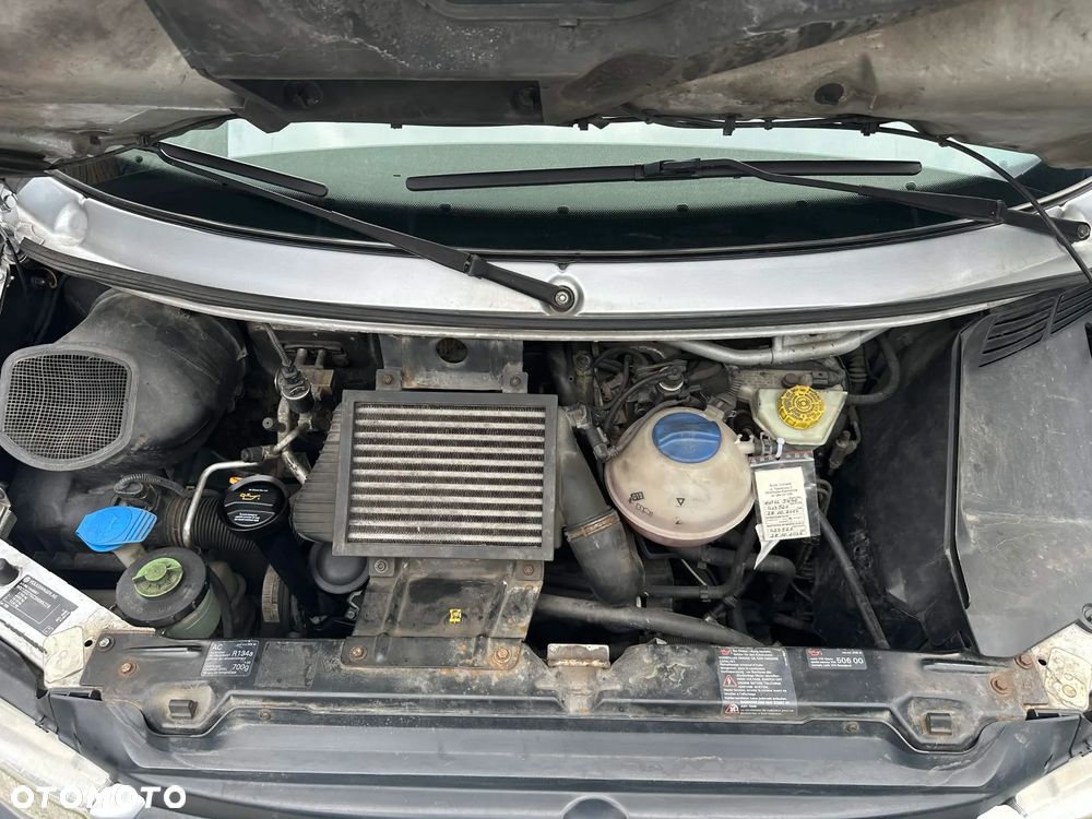 Volkswagen Transporter - 34