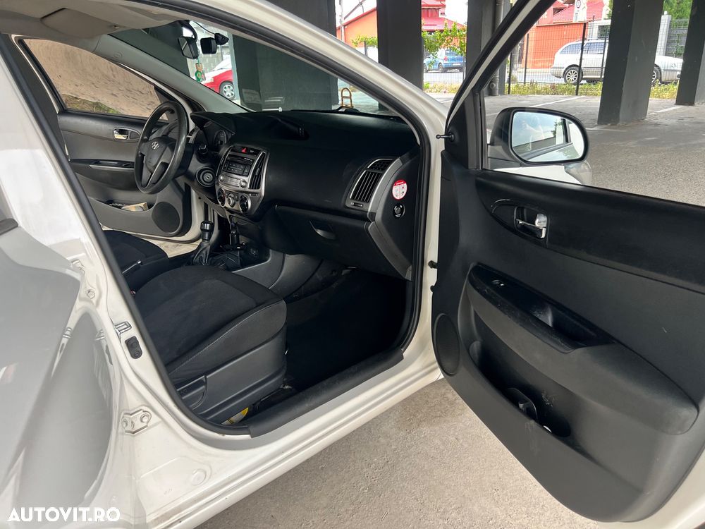 Hyundai i20 1.2 Comfort - 17