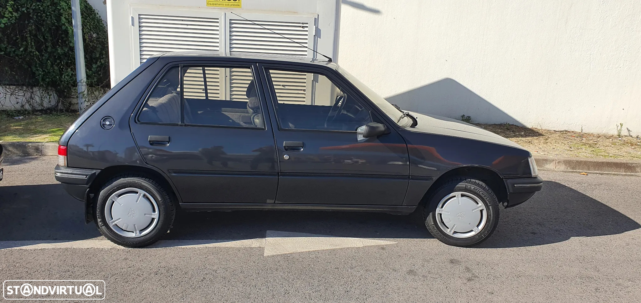 Peugeot 205 1.1 GR - 8