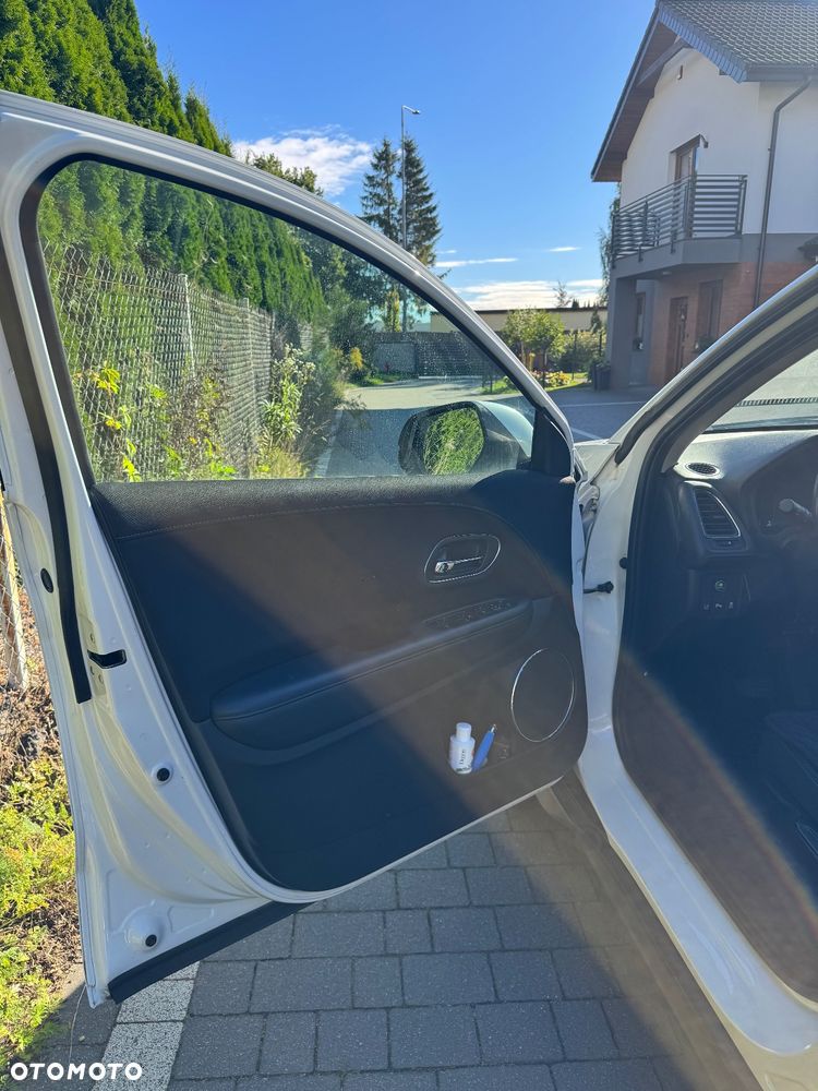 Honda HR-V 1.5 Executive (ADAS) CVT - 17