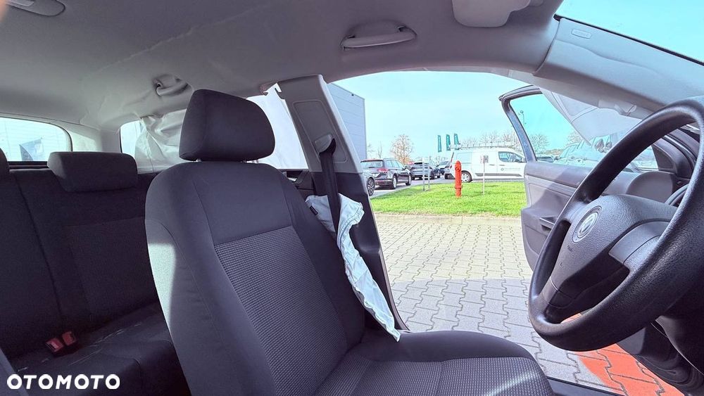 Volkswagen Golf V 1.6 Trendline - 7