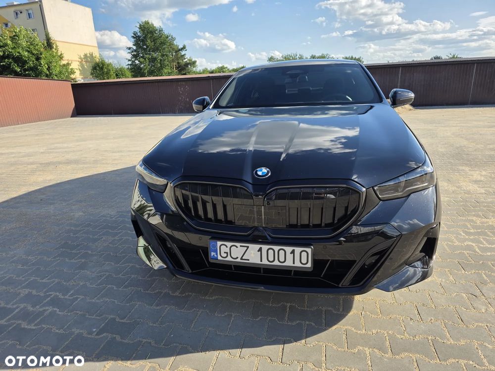 BMW Seria 5 520i mHEV M Sport sport - 3